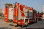 Nome del file=APS_Iveco_Stralis_Active_Fire_190S40_I_serie_VF23962_5.JPG
Dimensione del file=270KiB
Dimensioni=1200x795
Aggiunta il=Dic 08, 2011 APS_Iveco_Stralis_Active_Fire_190S40_I_serie_VF23962_5.JPG