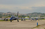Nome del file=Aermacchi_MB339_PAN_MM54473.JPG
Dimensione del file=300KiB
Dimensioni=1200x795
Aggiunta il=Giu 10, 2013 Aermacchi_MB339_PAN_MM54473.JPG
