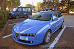 Nome del file=Alfa_Romeo_159_Sportwagon_Q4_Polizia_Stradale_F9403.JPG
Dimensione del file=420KiB
Dimensioni=1200x787
Aggiunta il=Gen 27, 2012 Alfa_Romeo_159_Sportwagon_Q4_Polizia_Stradale_F9403.JPG