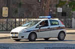 Fiat_Grande_Punto_Polizia_Roma_Capitale_ED_593_ZL_1.JPG