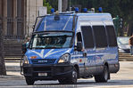 Nome del file=Iveco_Daily_IV_serie_F8246.JPG
Dimensione del file=414KiB
Dimensioni=1200x795
Aggiunta il=Dic 29, 2013 Iveco_Daily_IV_serie_F8246.JPG