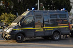 Nome del file=Iveco_Daily_V_serie__blindato_GdiF_496_BH_1.JPG
Dimensione del file=333KiB
Dimensioni=1200x795
Aggiunta il=Giu 01, 2014 Iveco_Daily_V_serie__blindato_GdiF_496_BH_1.JPG