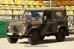 Land_Rover_Defender_90_EI_BL_021.JPG