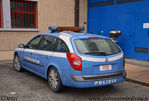 Renault_Laguna_Grandtour_II_serie_Polizia_Stradale_F3110.JPG