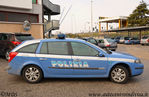 Renault_Laguna_Grandtour_II_serie_Polizia_Stradale_F3112_2.JPG